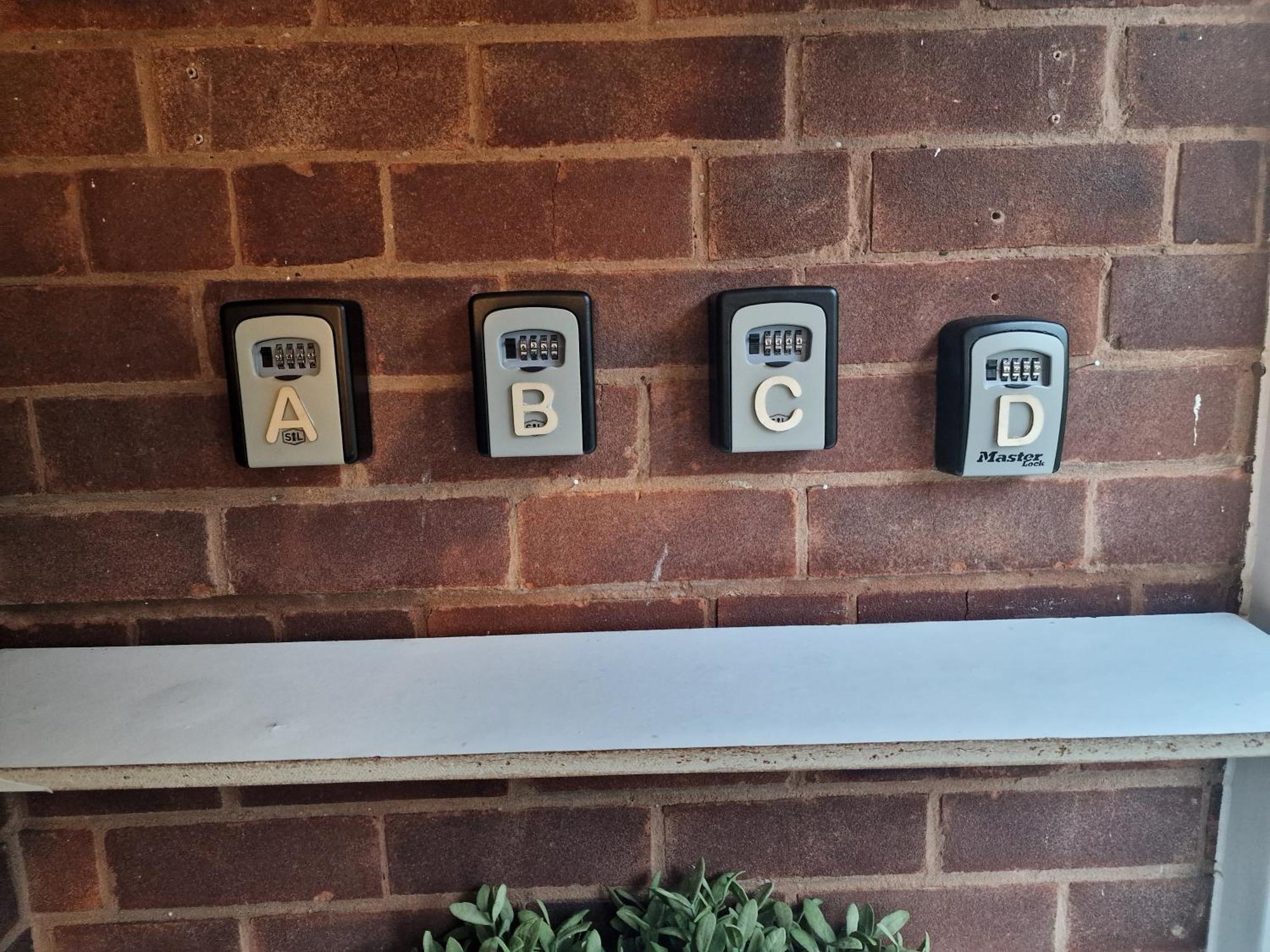 D Elmdon Homestay Shared 4 Bedrooms Birmingham Exterior foto